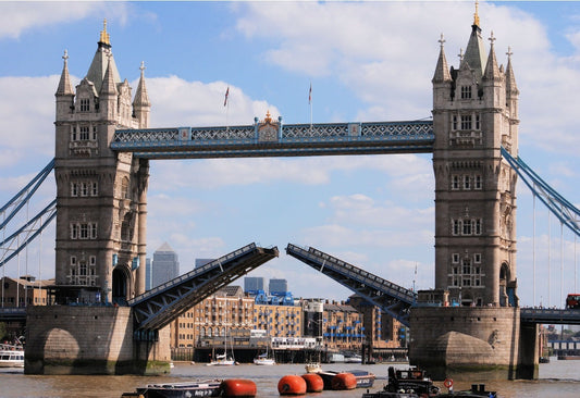 Wooden Puzzle - London Bridge - 24 Pieces
